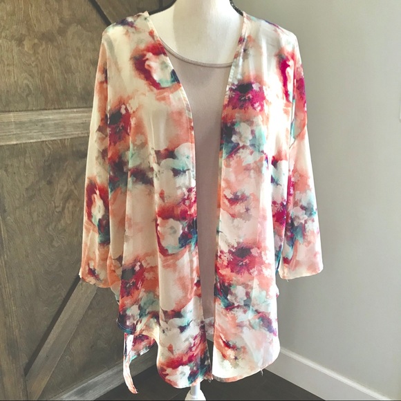 Tops - Floral, watercolor kimono, overlay